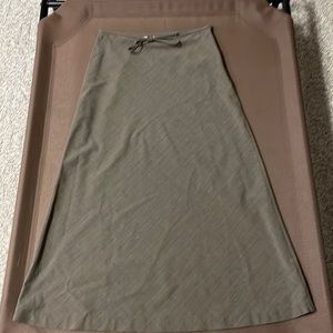 Old Navy full length skirt. Size 2.